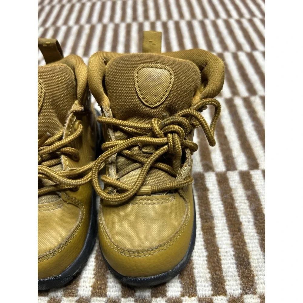 Nike Manoa Toddler Size 6C Wheat Curry Gold Brown High Top Boots BQ5374-700 Shoe